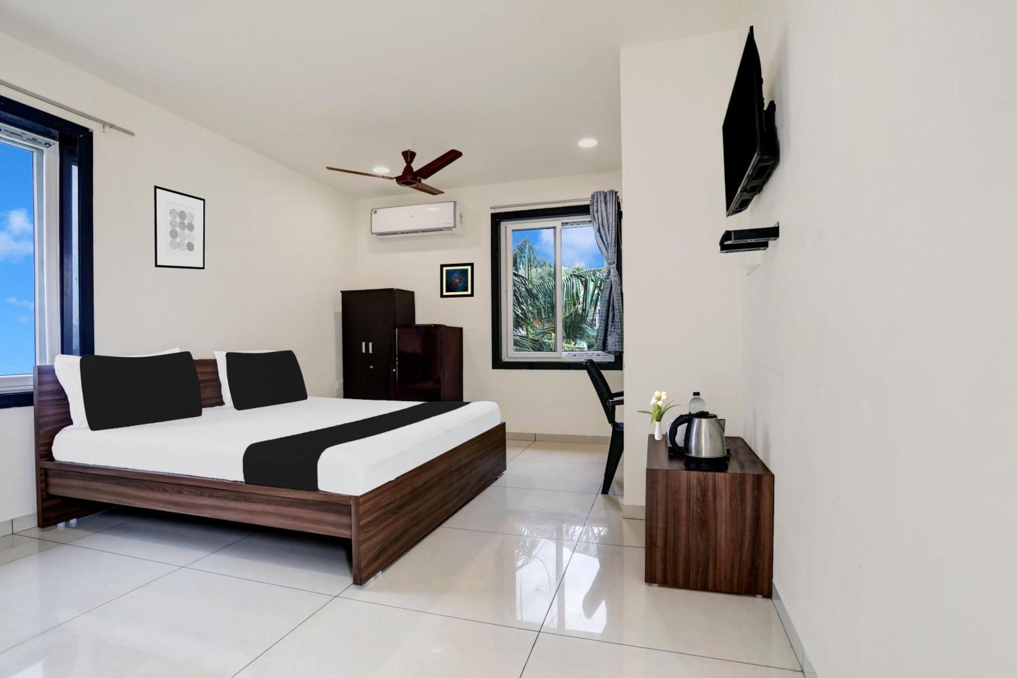 Super Hotel O Ashok Nagar Near Jntu College Kākināda Екстериор снимка